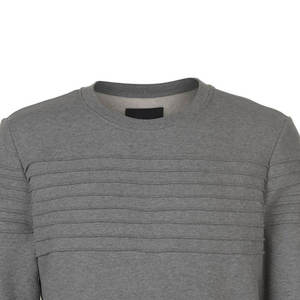 Destacamos características clave de producción como la impresión digital y la capucha, para atraer inmediatamente a compradores que buscan productos personalizados. - Product Image 4