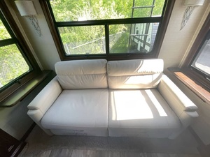 Suites mobiles de luxe d'occasion 2019 Drv L-u-x-u-r-y Suites 36RSSB3 - Product Image 6