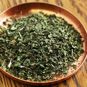 Venta al por mayor de hojas de menta crudas liofilizadas con sabor a menta, especias y hierbas individuales, hechas en Vietnam, ¡gran oferta! - Product Image 5