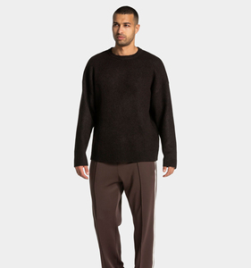 Stylish sweatshirt crafted from breathable fabric, offering warmth flexibility, and a sleek look for everyday streetwear fashion - Product Image 2