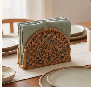 Porte-serviettes en rotin vintage artisanal pour la maison, la salle à manger, la décoration de table et divers usages décoratifs - Product Image 3