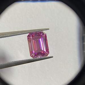 Diamante rosa de corte esmeralda cultivado en laboratorio, elegante piedra preciosa rectangular de corte escalonado, piedra de color suave para la elaboración de joyería fina. - Product Image 3