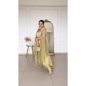 Diseñador Ready-to-Wear Vestidos de noche Party Wear Lehenga Saree para un aspecto elegante - Product Image 5