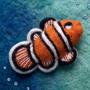 Juguete de Fieltro Hecho a Mano con Forma de Pez Payaso, Bordado, Unisex, para Mayores de 3 Años - Product Image 3