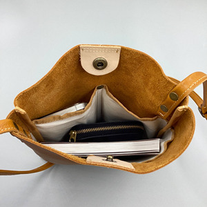<b>Black</b> Crossbody Shoulder <b>Bag</b> with Single Button Strap Minimalist Design for Daily Use - Product Image 4