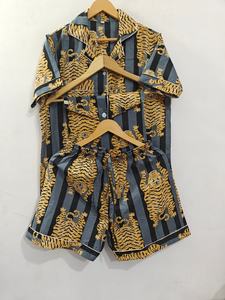 Conjunto de Pijama de Algodón para Mujer, Estilo Clásico con Detalle de Ribete, Ropa de Dormir Sexy con Estampado para Adultos, Hoteles y Hogar - Product Image 3