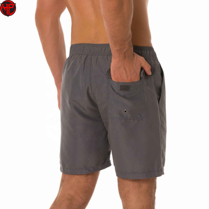 Shorts de bain pour hommes OEM confortables, à séchage rapide, en sublimation, recyclables, avec logo personnalisé, imprimé classique décontracté - Product Image 4