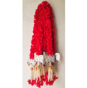 Guirnalda de flores con motivos de vaca hecha a mano, juego de 10 colgantes decorativos para puerta, para decoración festiva y de pooja. - Product Image 1