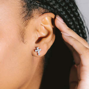 Boucles d'oreilles en argent sterling 925 avec croix en moissanite, couleur D, qualité VVS1, pour femmes - Product Image 3