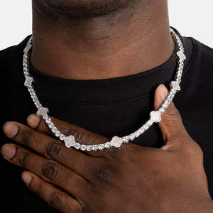 Collier chaîne tennis trèfle en moissanite VVS1, en argent sterling 925, serti de diamants - Product Image 3