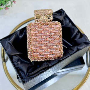 Pochette de soirée classique en PU avec perles et cristaux demi-lune pour femme, accessoires de mariage et de fête, provenance Inde - Product Image 3
