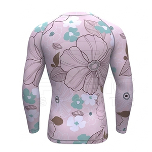 Faible MOQ, meilleure qualité, rashguard personnalisé par sublimation, tissu léger, respirant et extensible, vente directe d'usine pour adultes - Product Image 2