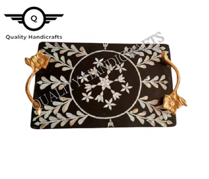 Plateau de service en nacre noire et bois avec poignée en métal, artisanat de qualité, 32x32x1,5 cm, best-seller - Product Image 4