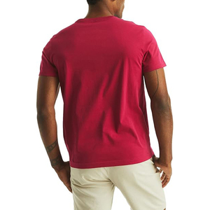 T-shirt à manches courtes pour homme en coton premium rouge cerise, coupe ajustée, col rond, décontracté, doux et respirant - Product Image 2