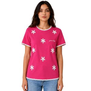 Camiseta de Mujer Rosa Intenso con Bordado Floral, Ribete Blanco en Contraste, Cuello Redondo, Manga Corta, Estilo Casual, OEM ODM, Personalizable - Product Image 1
