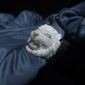 Colgante de Lujo Personalizado con Cabeza de León de Moissanita, Estilo Hip Hop, Chapado en Plata 925 con Diamantes VVS, Joyería para Raperos - Product Image 5