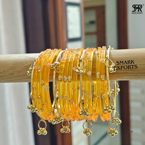 Ensemble de bracelets en or plaqué or jaune cachemiri faits à la main de luxe avec ghungroo, bijoux ethniques traditionnels pour femmes, 16 pièces - Product Image 6