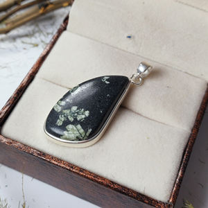 Colgante de Piedra Preciosa Cabujón con Forma Elegante al por Mayor - Joyería de Plata de Ley 925 con Escritura China - Product Image 6