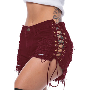 Shorts en jean taille haute déchirés avec lacets croisés sur le côté et ourlet déchiré, style gothique, pour femme - Product Image 6