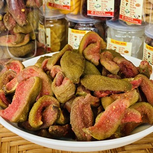 Soft Dried Guava from Vietnam Natural <b>Sweet</b> Tropical Snack for Lifestyle and Export No Added Sugar, OEM/Private Label - Product Image 2