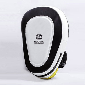 Nouveau style, haute qualité, cible de frappe de boxe personnalisée – Cuir durable, protectrice et souple, options personnalisables - Product Image 3