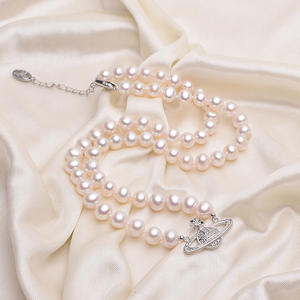 Collar de Perlas de Agua Dulce Naturales de 7-8 mm, Casi Redondas, de Alta Brillantez, Estilo Emperatriz Occidental Saturno, con Microdefectos, de Tilian Pearl - Product Image 4