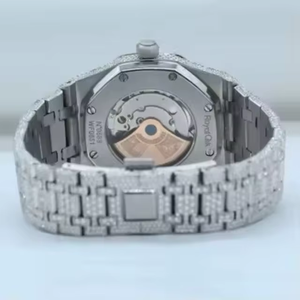 Elegante Reloj de Diamantes Moissanite de Alta Calidad, Estilo Hip Hop Urbano, Disponible en Grandes Cantidades desde India - Product Image 3