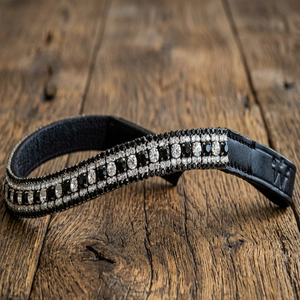 Bride de cheval en cuir noir décorative, luxe, équestre, sur mesure, avec chaîne de cristaux et strass noirs et blancs à 3 rangs - Product Image 3