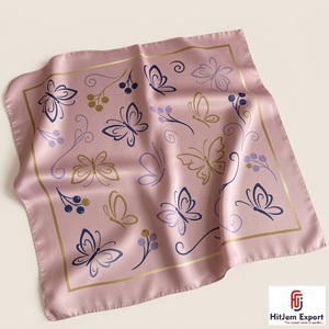 Écharpe carrée légère et douce pour femme, accessoire de mode, foulard imprimé personnalisé, fabricant textile OEM ODM, sur mesure Bali - Product Image 2