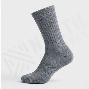 Crew Socks Solid Gray Knitted Cotton Breathable Casual Daily Wear Adult Autumn Standard Thickness - Product Image 3