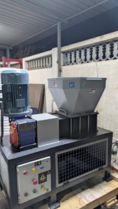เครื่องย่อยพลาสติกอุตสาหกรรม V4 สำหรับรีไซเคิลขยะ PP, PE, HDPE และ LDPE - Product Image 5