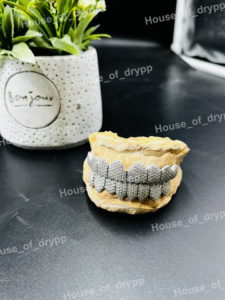 Juego de Grillz de Plata 925 con Baño de Rodio y Moissanita, Estilo Hip Hop Unisex, Ajuste Personalizado para Dientes Superiores e Inferiores, Regalo de Lujo - Product Image 4