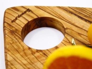 Planche à découper en bois classique pour cuisines domestiques et commerciales - Product Image 3