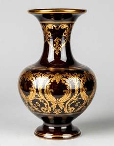 Jarrón de Latón Signature, Jarrón de Latón Mastercraft, Jarrón de Latón Imperial, Jarrón de Latón Opulento, Jarrón de Latón Grand Heritage - Product Image 1