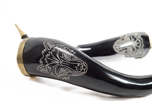 Top Selling New Carved Design of Viking Drinking Horn with Logo Authentic Food Safe No Leaks Norse Viking Drinking Horn <b>Beer</b> - Product Image 5