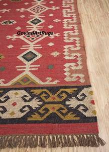 Tapis artisanal Kilim géométrique en laine et acrylique, écologique, tufté à la main, pour salon, rectangulaire, à poils moyens, par Krafterscustom - Product Image 6