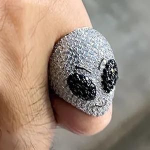 Bague Alien Head Iced Out en Moissanite, Argent Sterling 925 Massif, Style Hip Hop, Bague Statement Audacieuse pour Homme, Bijou Diamant de Laboratoire, Cadeau de Fête - Product Image 1