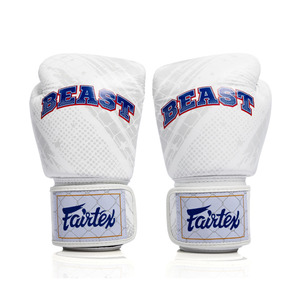 Gants de boxe Fairtex Beast White : Équipement de sparring en cuir de qualité supérieure pour une protection maximale, un soutien des poignets et des performances d'élite - Product Image 1