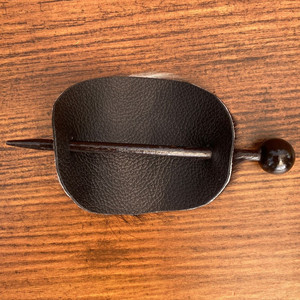 Bâton de cheveux de luxe en cuir de vachette de haute qualité, couverture de chignon ovale avec baguettes de cheveux en cuir véritable personnalisées pour femmes, nouvel arrivage - Product Image 3