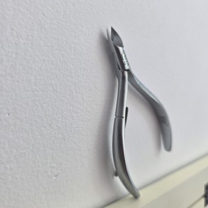 ชุดทำเล็บหรูหราสำหรับผู้ชายและผู้หญิง ประกอบด้วยที่ตัดหนังกำพร้า กรรไกรตัดเล็บ แหนบ ที่แคะหู สำหรับใช้ในบ้านหรือร้านเสริมสวย รับผลิตแบบ OEM ODM พร้อมสกรีนโลโก้ - Product Image 6