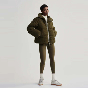 High Demand Custom <b>White</b> OEM Women's Puffer <b>Jacket</b> Faux Fur Hood Full Zip And Puffer Quilted Women's Bubble Winter Down <b>Jacket</b> - Product Image 6