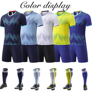 Maillot de football 2026 personnalisé imprimé par transfert thermique, short respirant à séchage rapide, uniforme d'équipe, tenue d'entraînement de football pour jeunes - Product Image 2