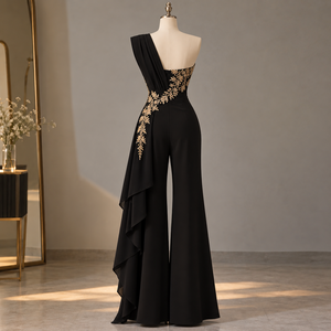 Robe de soirée longue asymétrique noire en satin à épaule unique avec broderie florale dorée, design fourreau et drapage fait main - Product Image 2