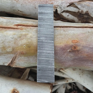 Acero estampado duradero de alta calidad para fabricación y artesanía, lingotes rectos de acero de Damasco de 12 pulgadas x 2 pulgadas x 4 mm - Product Image 3