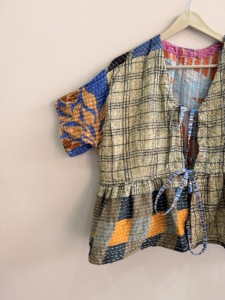 Top de Mujer Acolchado Estilo Hippie Hecho a Mano con Diseño Kantha Vintage - Product Image 5