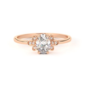 Bague de fiançailles ovale en or rose 10K avec diamant de laboratoire de 1,00 carat, clarté VS1, couleur F, style romantique pour femme, avec diamants latéraux pour soirée - Product Image 1