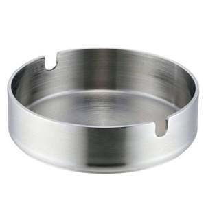 Cendrier de table rond en métal sans fumée au design antique classique, créations Lavie, accessoires pour fumeurs en promotion - Product Image 4