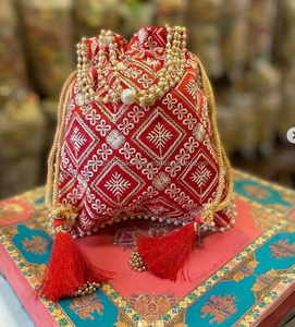 Bolso de Mano con Bordado Chikankari Hecho a Mano en India, Unisex, Forro de Satén de Algodón, Regalo de Boda/Recuerdo de Fiesta, Monedero con Cordón - Product Image 2