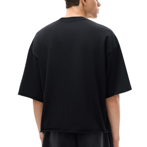 เสื้อยืดครอปสตรีทแวร์ผ้าเฟรนช์เทอร์รี่คุณภาพสูง ขอบดิบ น้ำหนัก 300 กรัม ถักทอจากผ้าฝ้าย 100% คอกลม สีดำล้วน ดีไซน์สั่งทำพิเศษสำหรับผู้ชาย - Product Image 2