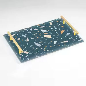 Plateau en métal avec finition marbrée, design 2026, pour servir les aliments - Product Image 5